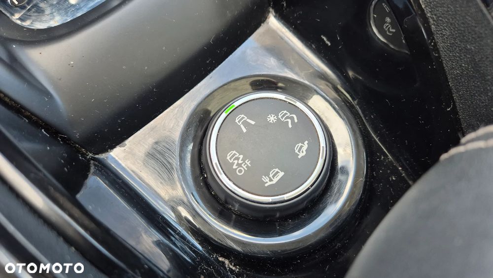Peugeot 2008 PureTech 110 GPF Stop&Start EAT6 Allure - 21