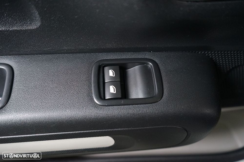 Citroën C3 1.2 PureTech Feel - 19