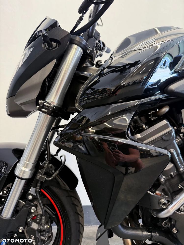 Honda CB - 23