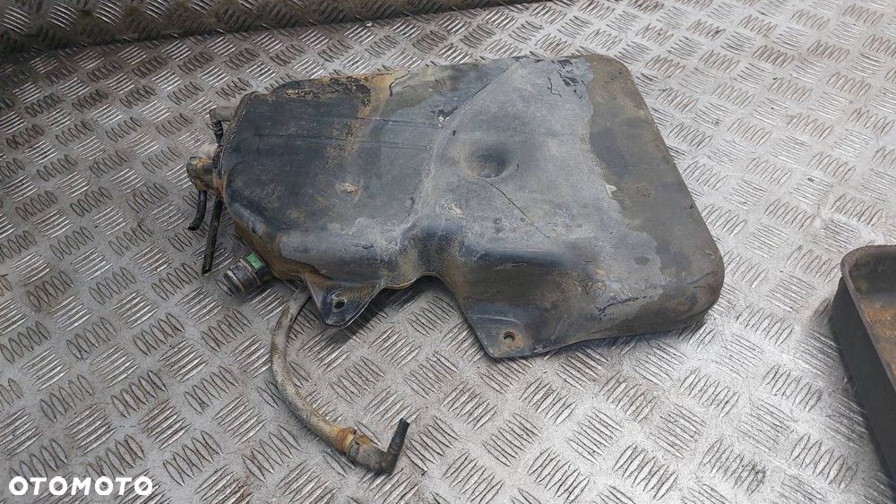 ZBIORNIK PŁYNU FAP/DPF 308 I 1.4 VVTI PRZED LIFTEM 9636980280  C8 607 - 3