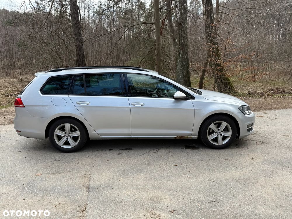 Volkswagen Golf 2.0 TDI (BlueMotion Technology) Comfortline - 5