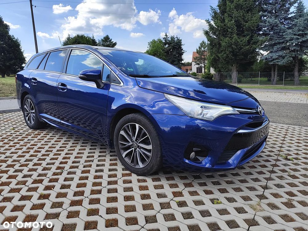 Toyota Avensis - 19
