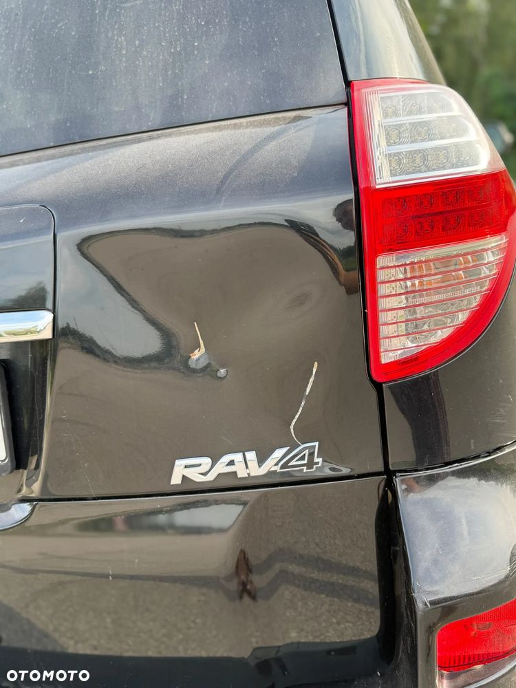 Toyota RAV4 - 13