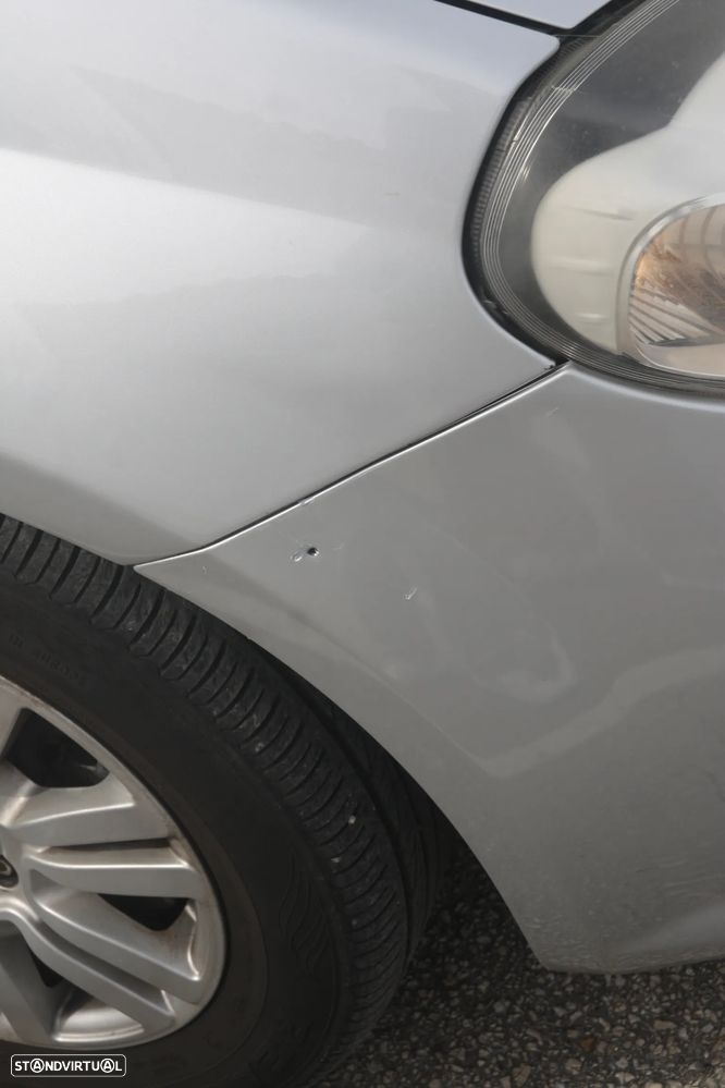 Fiat Punto 1.3 M-Jet Easy S&S - 12