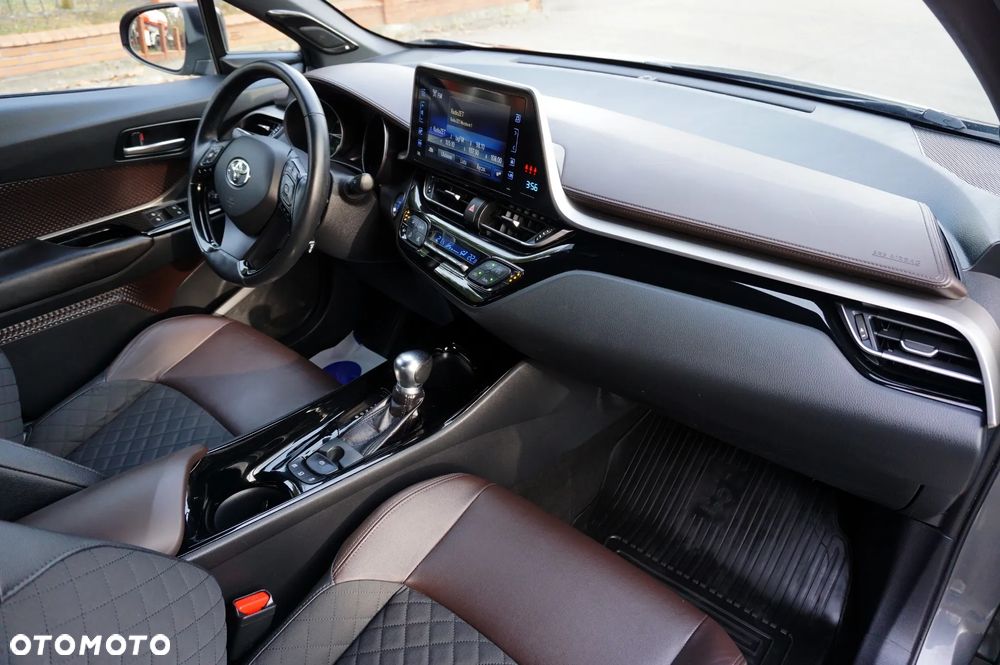 Toyota C-HR Business-Edition - 26