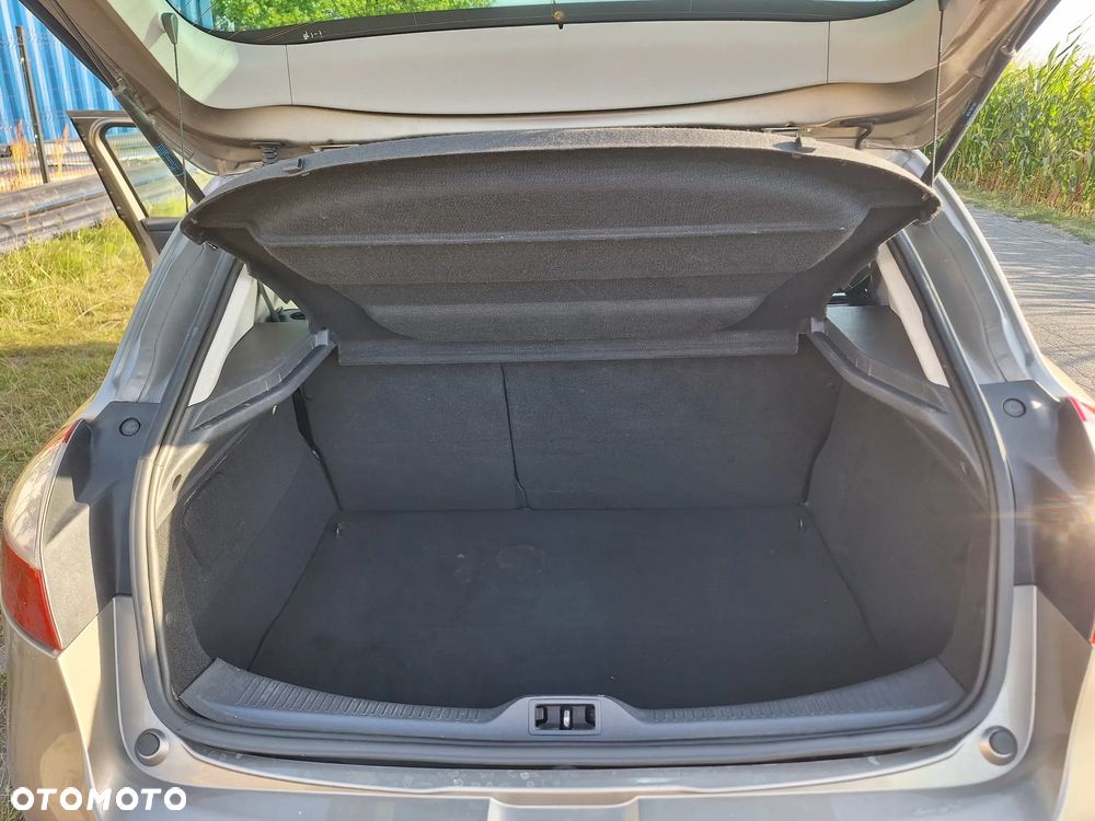 Renault Megane - 12