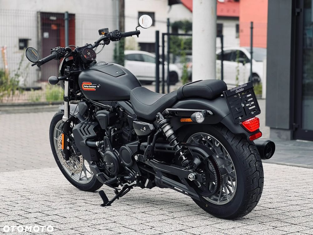 Harley-Davidson Sportster Nightster 975 - 16