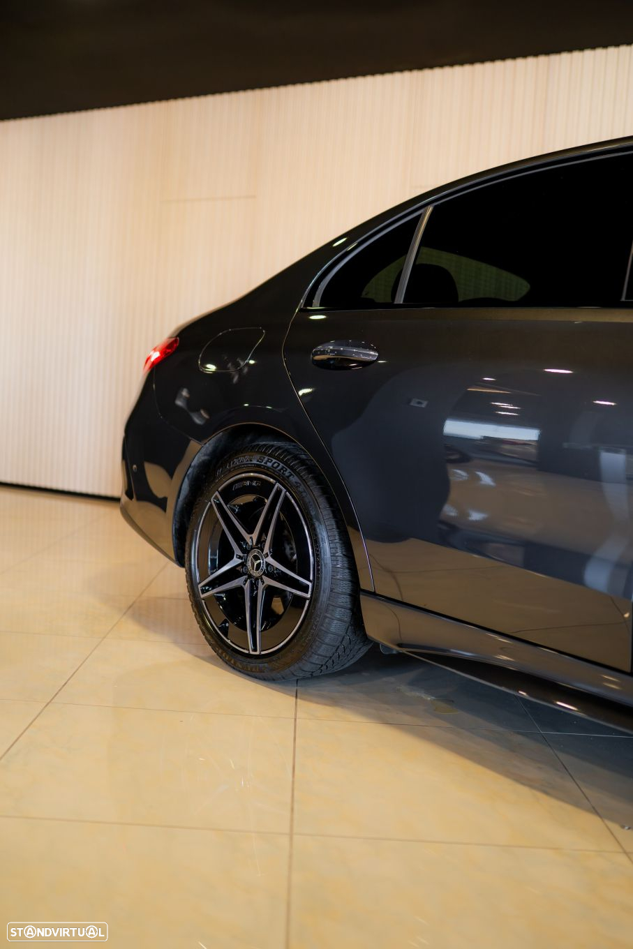Mercedes-Benz C 300 e AMG Line - 9