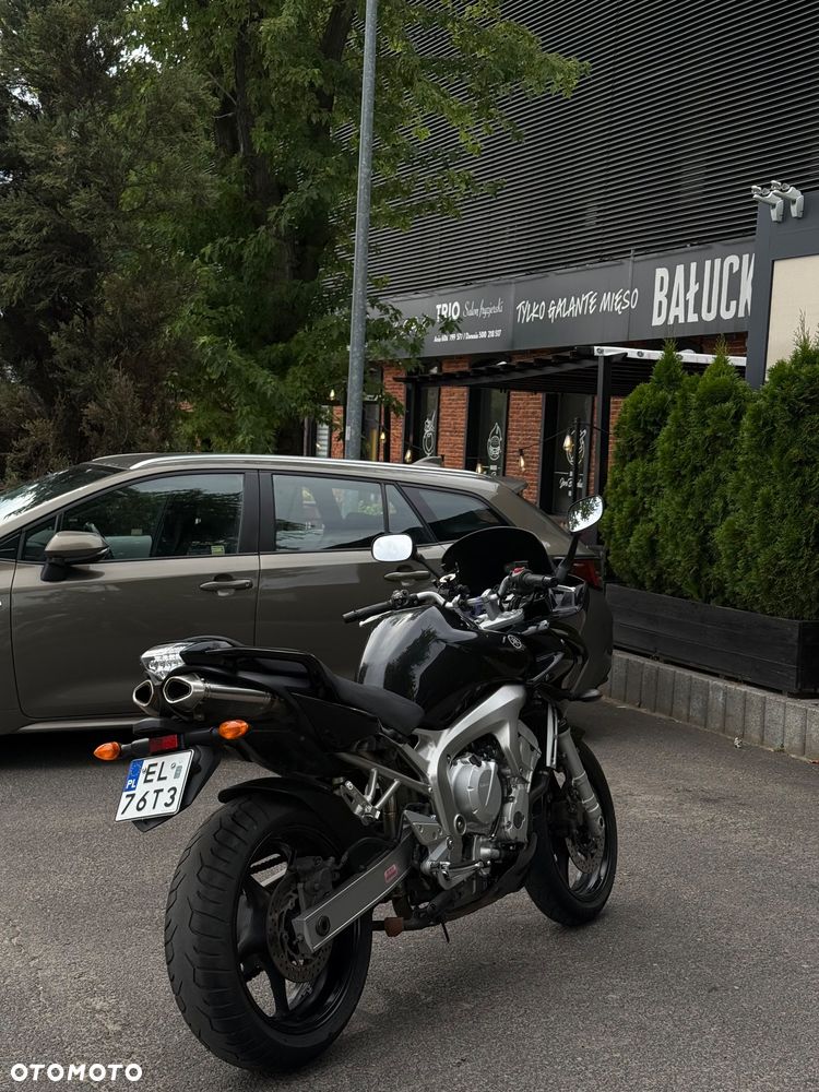 Yamaha FZ6 - 3