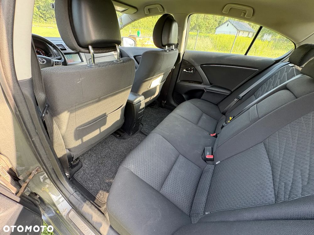 Toyota Avensis 1.8 Premium EU5 - 10