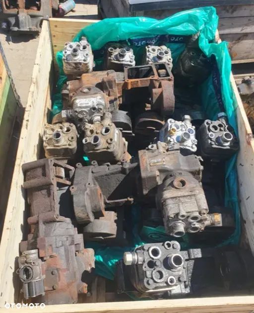 Kompresor, sprężarka powietrza Volvo Iveco Renault Man TGX Euro 6 Ls - 8