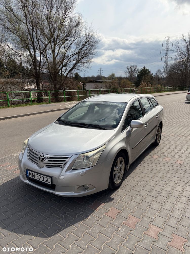 Toyota Avensis 2.0 D-4D Sol+NAVI - 2