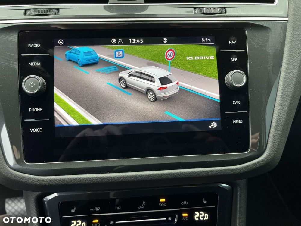 Volkswagen Tiguan - 25