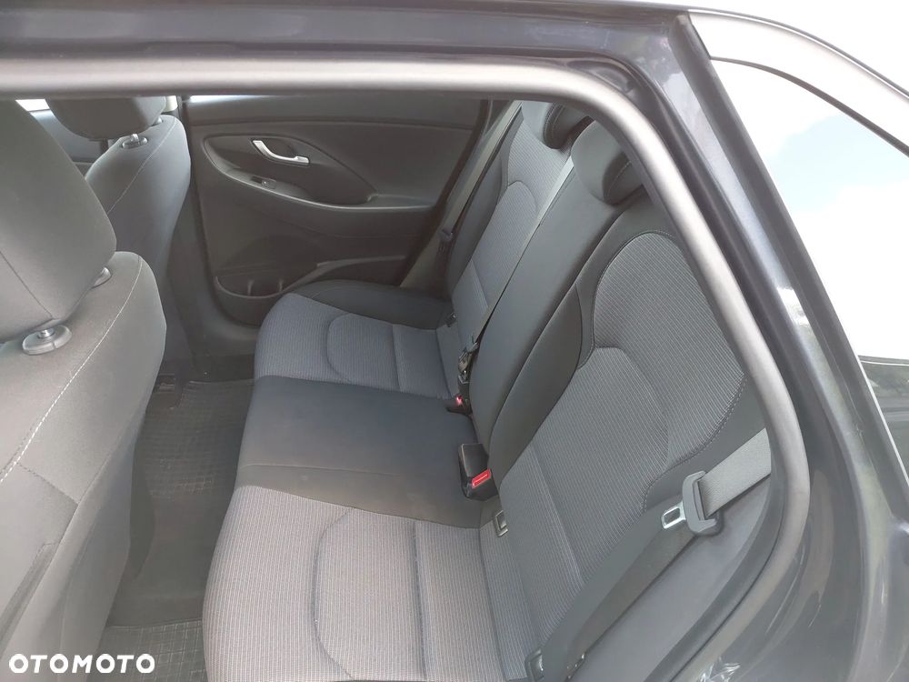 Hyundai i30 1.0 T-GDI Modern DCT - 16