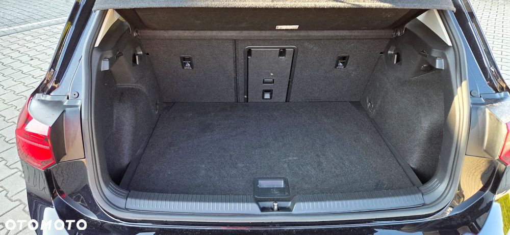Volkswagen Golf 1.5 eTSI OPF DSG Style - 31