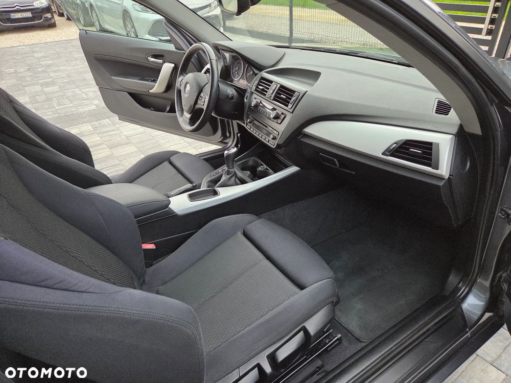 BMW Seria 1 114d Advantage - 23