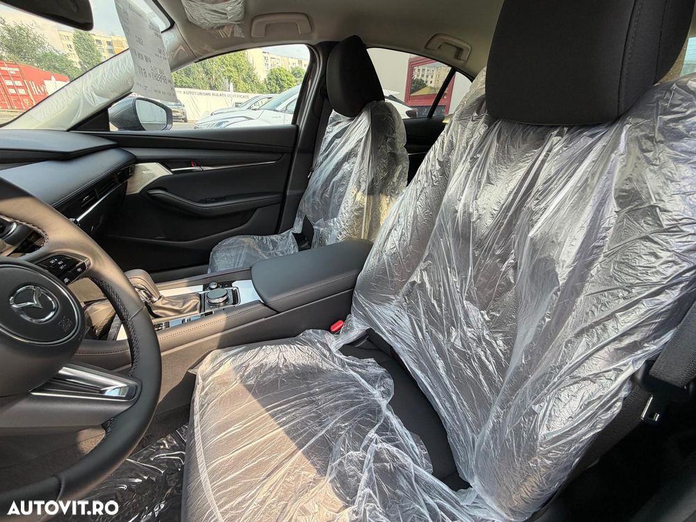 Mazda 3 e-Skyactiv X186 AT MHEV Exclusive-Line - 10