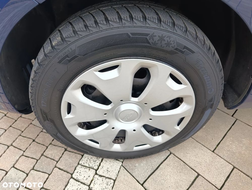 Ford Fiesta 1.25 Champions Edition - 32