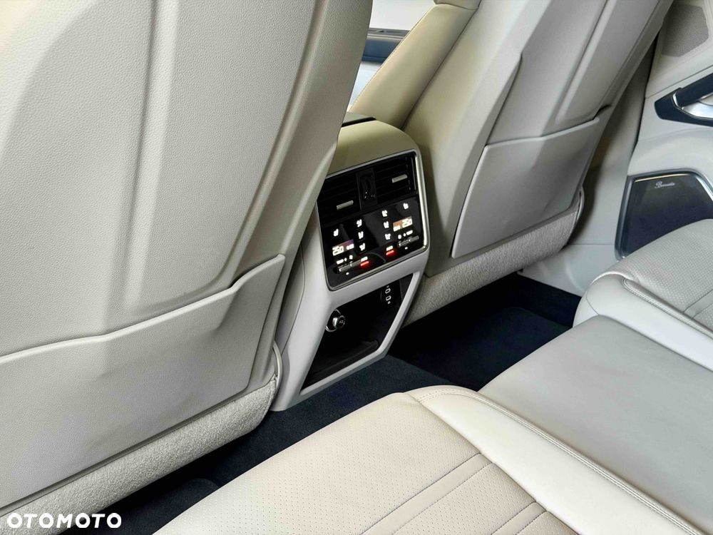 Porsche Cayenne Turbo - 27