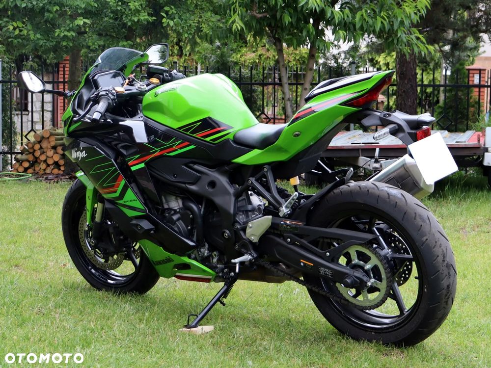 Kawasaki ZX - 11