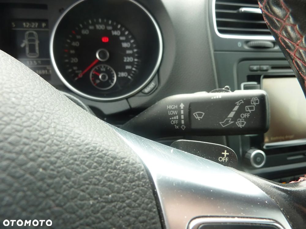 Volkswagen Golf 2.0 GTI DSG - 19