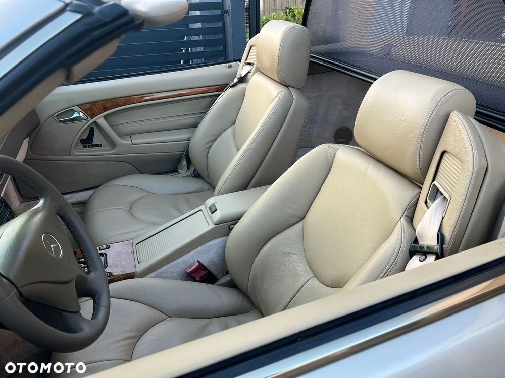 Mercedes-Benz SL 500 - 11