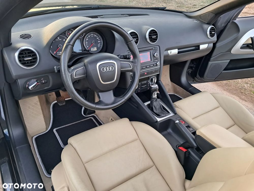 Audi A3 Cabrio 2.0 TDI DPF Attraction - 8