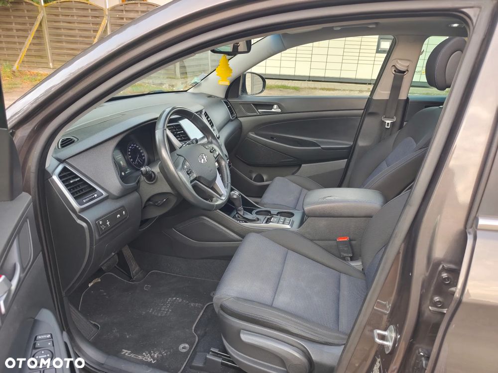 Hyundai Tucson blue 1.7 CRDi 2WD DCT Style - 15