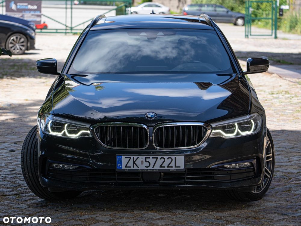 BMW Seria 5 530d xDrive Sport Line - 14