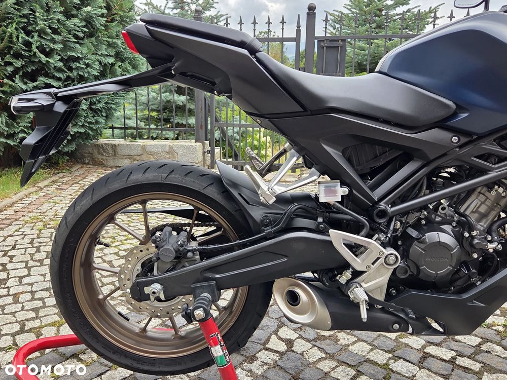 Honda CB - 10