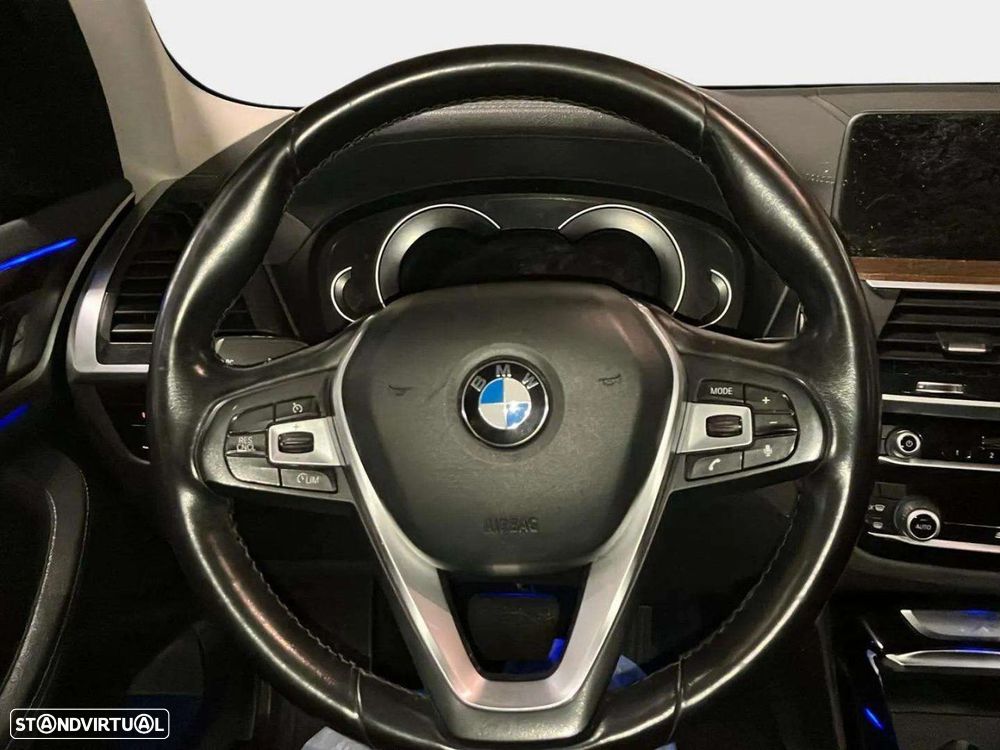 BMW X3 20 d xDrive - 9