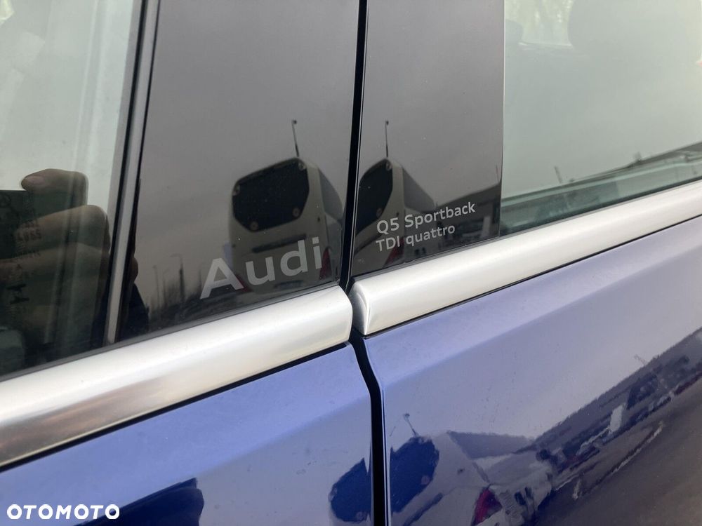 Audi Q5 Sportback - 14