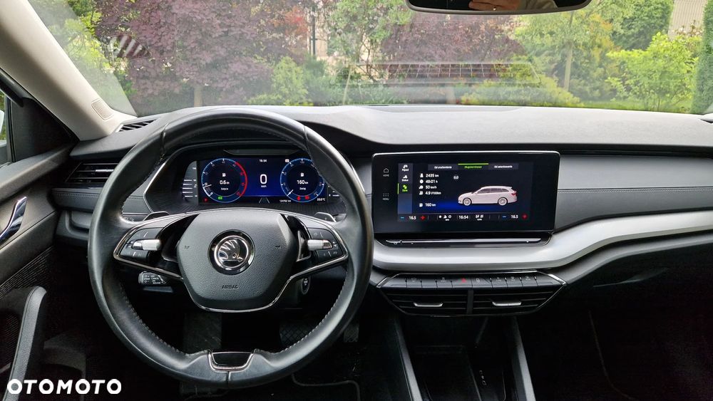 Skoda Octavia 2.0 TDI Ambition DSG - 8