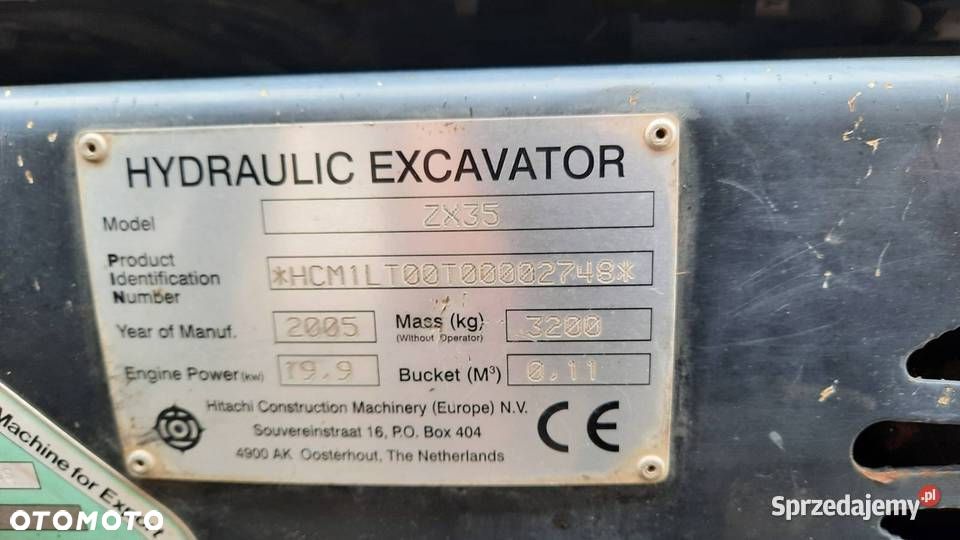 Hitachi ZX35 - 9