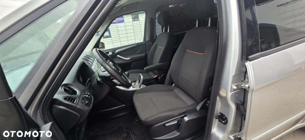 Ford Galaxy 2.0 TDCi Ghia - 28