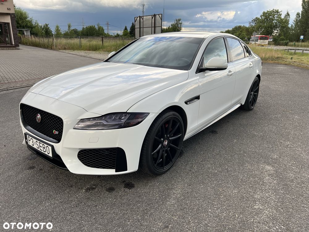 Jaguar XF - 5