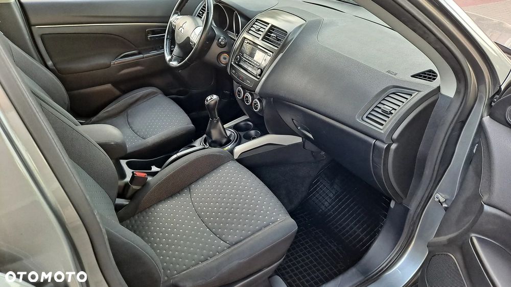 Mitsubishi ASX - 13