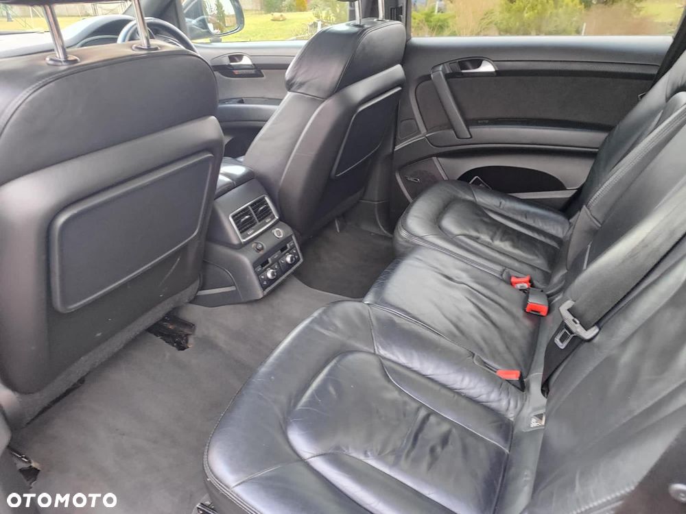 Audi Q7 - 9