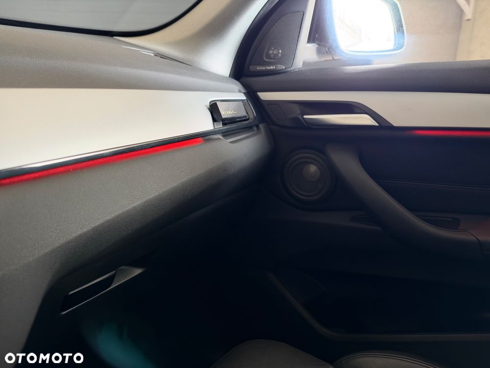 BMW X1 - 18