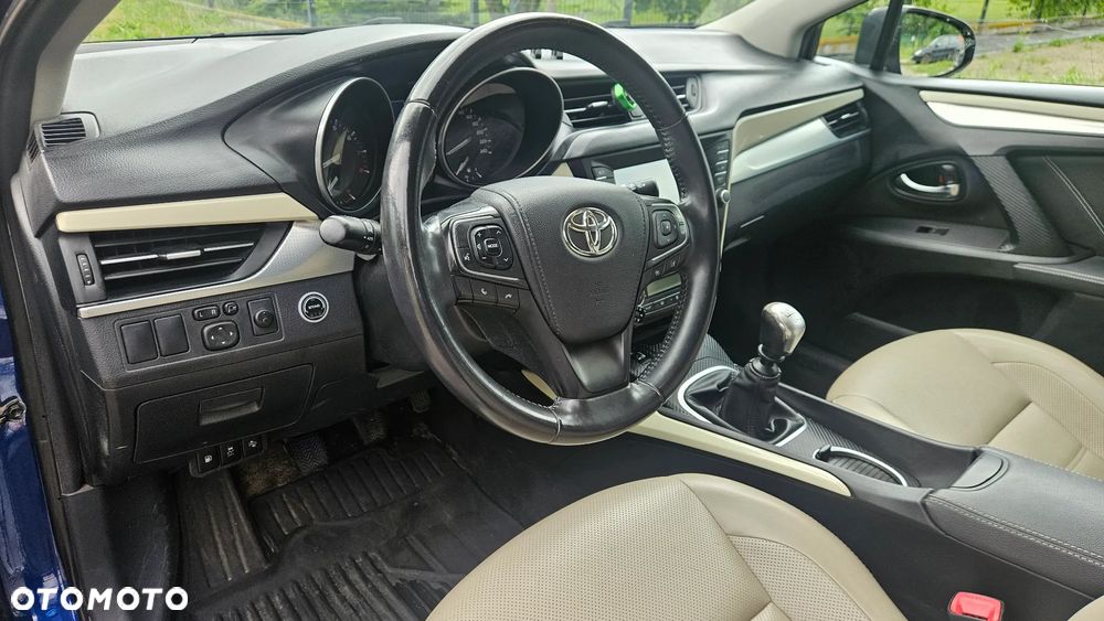Toyota Avensis 1.8 Selection - 26
