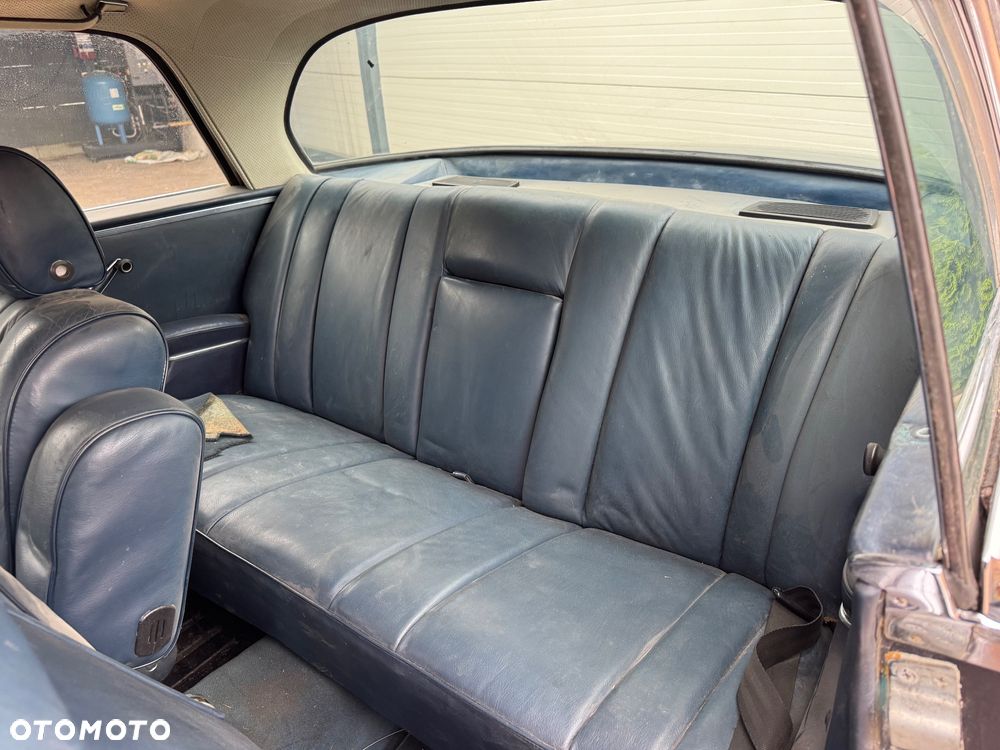 Mercedes-Benz 280 - 22