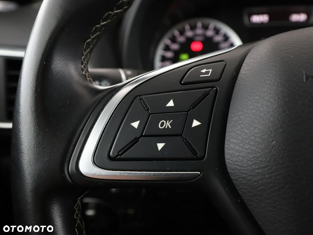 Infiniti QX30 2.0t DCT AWD Luxe Tech - 32