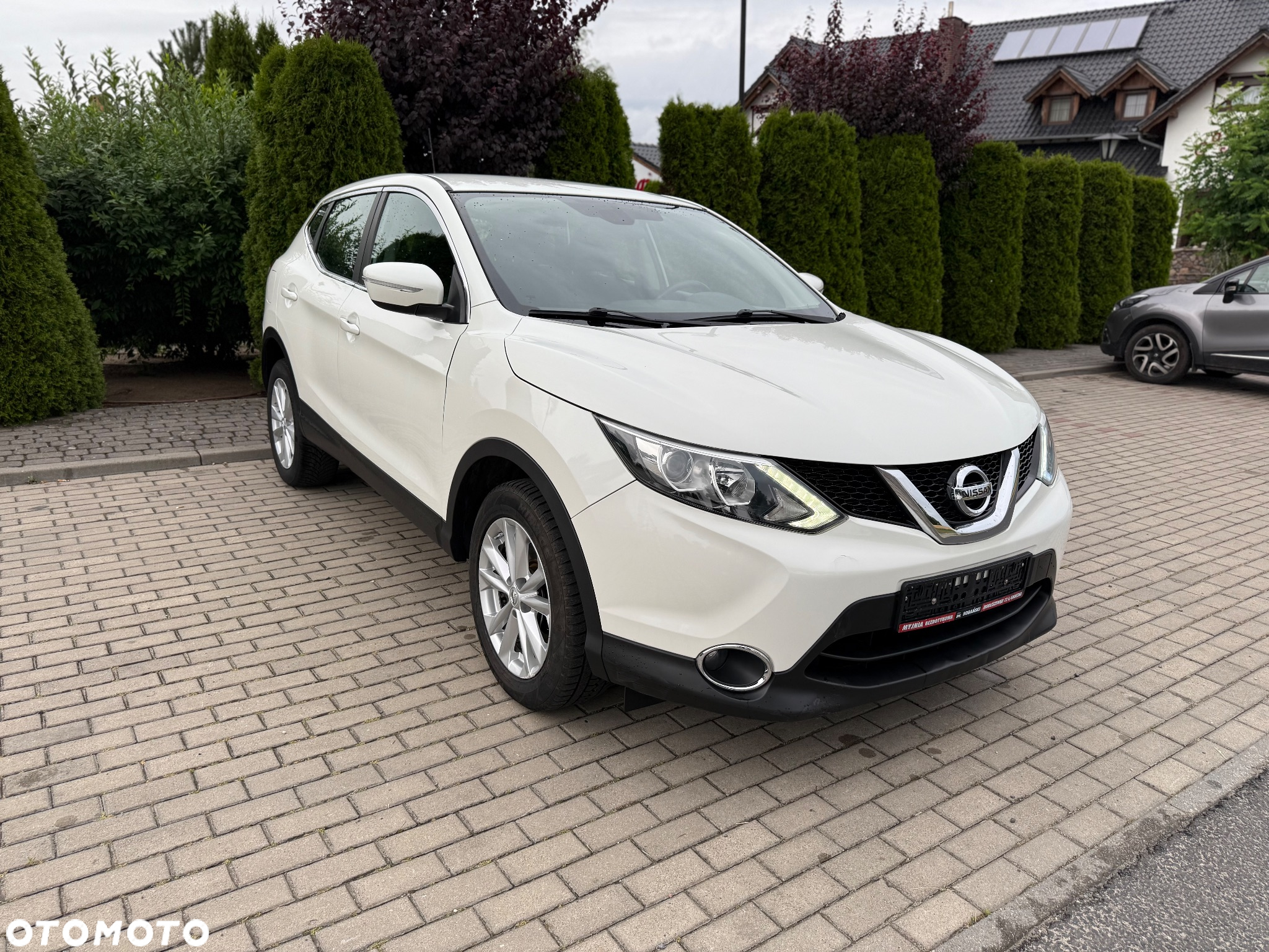 Nissan Qashqai - 2