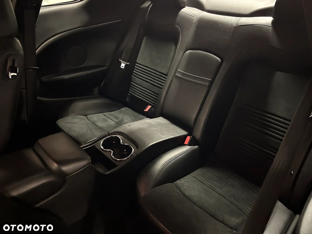 Maserati GranTurismo - 10