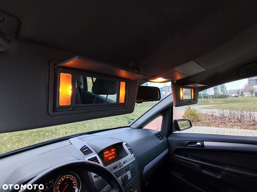 Opel Zafira 1.8 Elegance - 30