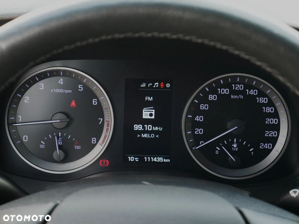 Hyundai Tucson 1.6 GDi 2WD Select - 32