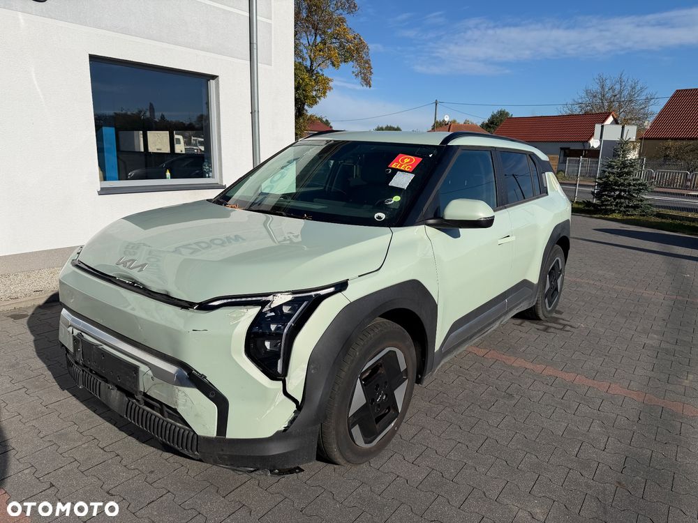 Kia EV3 - 3