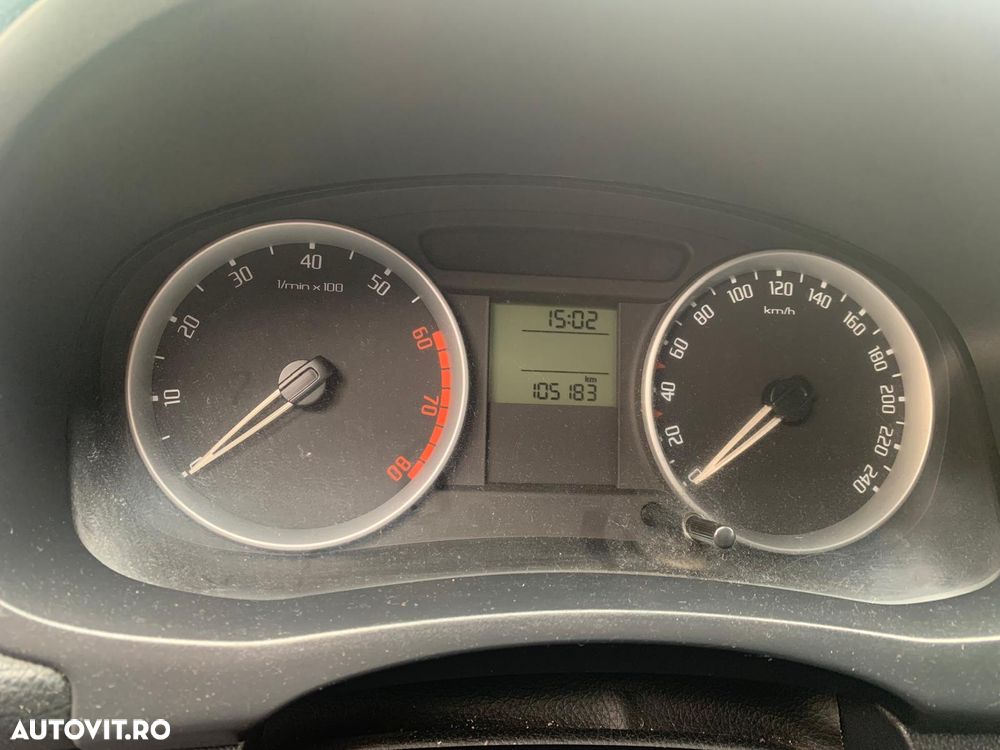 Skoda Roomster 1.2 Comfort - 8