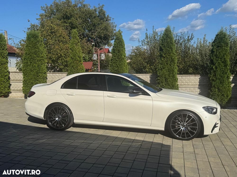 Mercedes-Benz E 220 d 4Matic T 9G-TRONIC AMG Line - 7