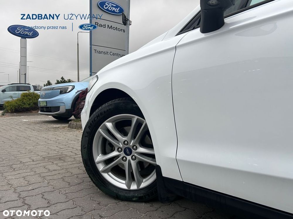 Ford Mondeo 2.0 Hybrid Trend - 23